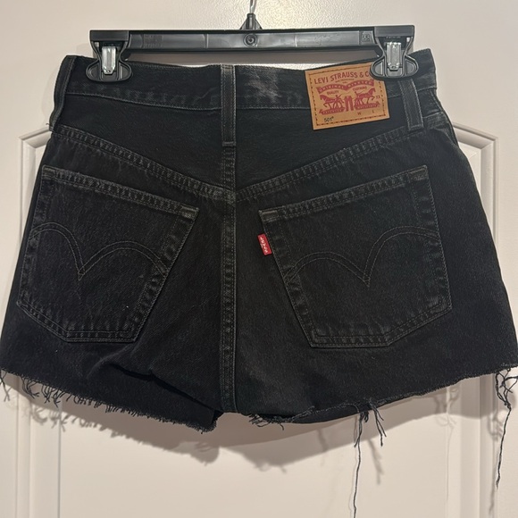 Levi’s 501® ORIGINAL FIT HIGH RISE WOMEN'S SHORTS size 25 distressed black - Picture 5 of 7